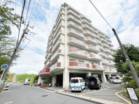 ��t���s��s�s���3���ڂ̒��Ã}���V�����̌��n�O�ώʐ^