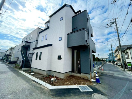 ��t���s��s��F1���ڂ̐V�z��ˌ��Ă̌��n�O�ώʐ^