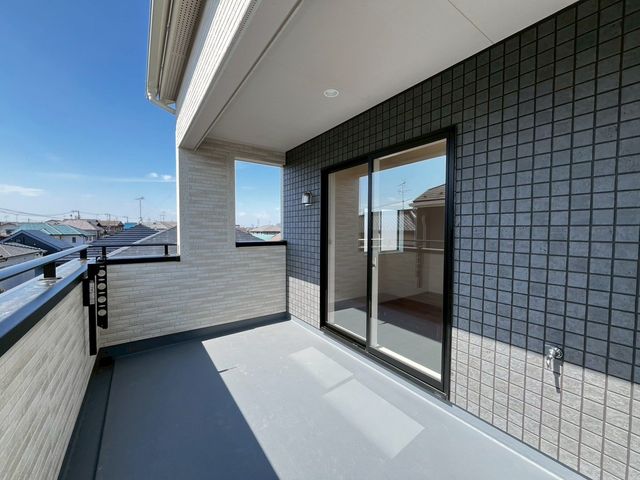 ��t���s��s�k����2���ڂ̐V�z��ˌ��Ẵo���R�j�[