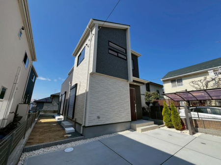 ��t���s��s�k����2���ڂ̐V�z��ˌ��Ă̌��n�O�ώʐ^