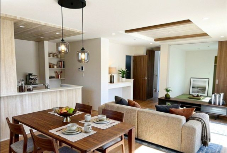 ��t���s��s�k����2���ڂ̐V�z��ˌ��Ẵ��r���O