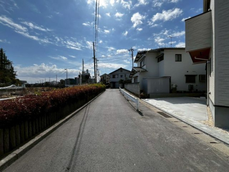 ��t���s��s����1���ڂ̐V�z��ˌ��Ă̌��n�O�ώʐ^