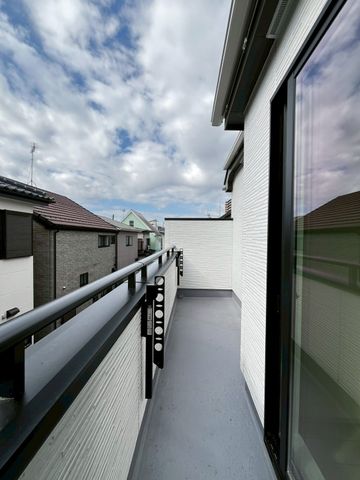 ��t�����ˎs����3���ڂ̐V�z��ˌ��Ẵo���R�j�[