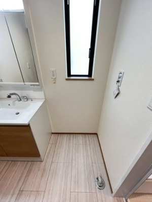 ��t�����ˎs����3���ڂ̐V�z��ˌ��Ă̂��̑�