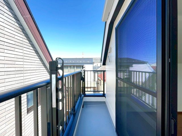 ��t���s��s�씪��2���ڂ̐V�z��ˌ��Ẵo���R�j�[