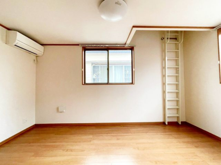 ��t�����P�J�s�n���� �̒��È�ˌ��Ă̎q������