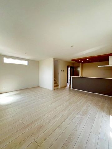 ��t�����P�J�s�k����2���ڂ̐V�z��ˌ��Ẵ��r���O