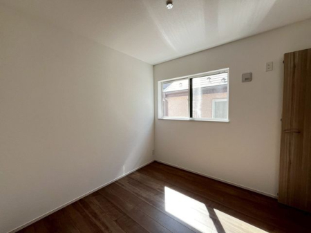 ��t�����P�J�s�k����2���ڂ̐V�z��ˌ��Ă̎��[