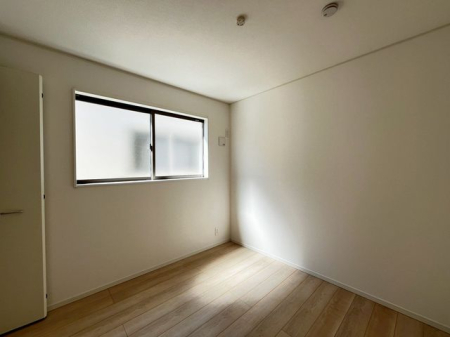 ��t�����ˎs�܍���1���ڂ̐V�z��ˌ��Ă̎��[