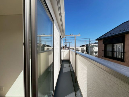 ��t�����ˎs�܍���1���ڂ̐V�z��ˌ��Ẵo���R�j�[