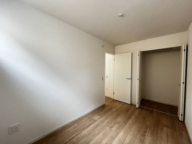 ��t���s��s�k����4���ڂ̐V�z��ˌ��Ă̎��[