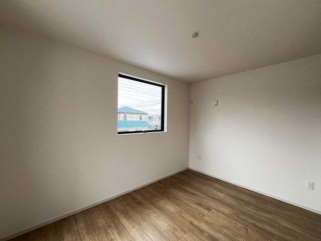 ��t���s��s�k����4���ڂ̐V�z��ˌ��Ă̎��[