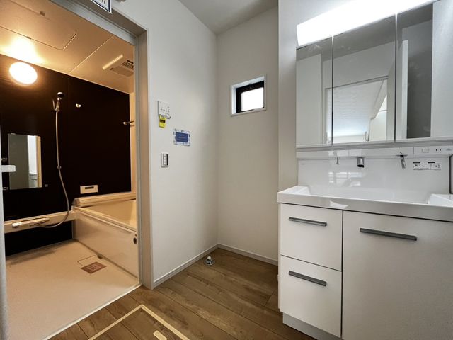 ��t���s��s�k����4���ڂ̐V�z��ˌ��Ă̐��ʑ�E���ʏ�