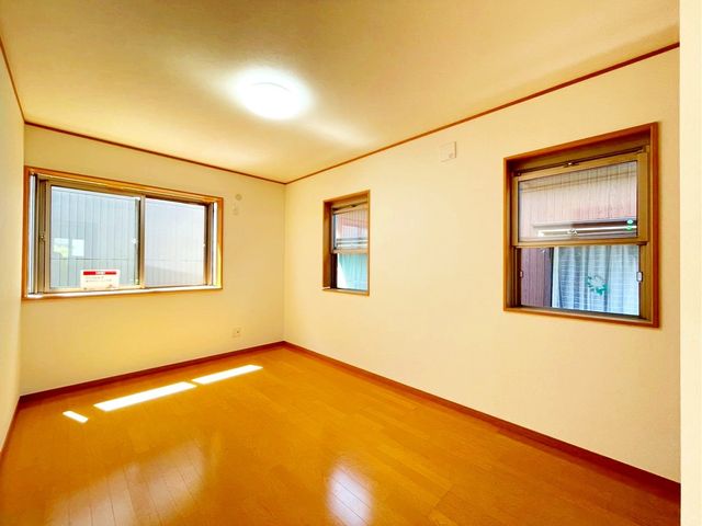 ��t���s��s����7���ڂ̒��È�ˌ��Ă̎q������