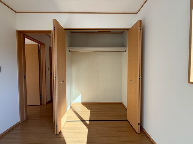 ��t���D���s�匊��2���ڂ̒��È�ˌ��Ă̎q������