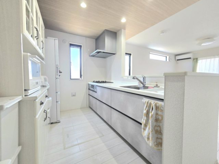 ��t���D���s����4���ڂ̒��È�ˌ��ẴL�b�`��