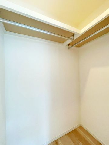 ��t���D���s���D2���ڂ̒��Ã}���V�����̃o���R�j�[