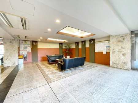 ��t���D���s�����R2���ڂ̒��Ã}���V�����̃G���g�����X