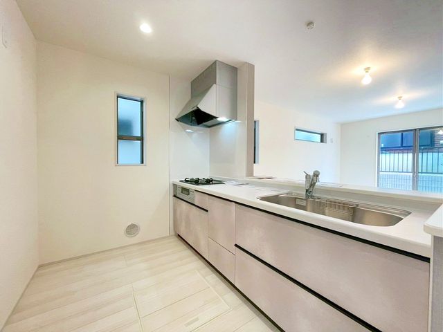 ��t���D���s�Č���1���ڂ̐V�z��ˌ��Ă̂��̑�
