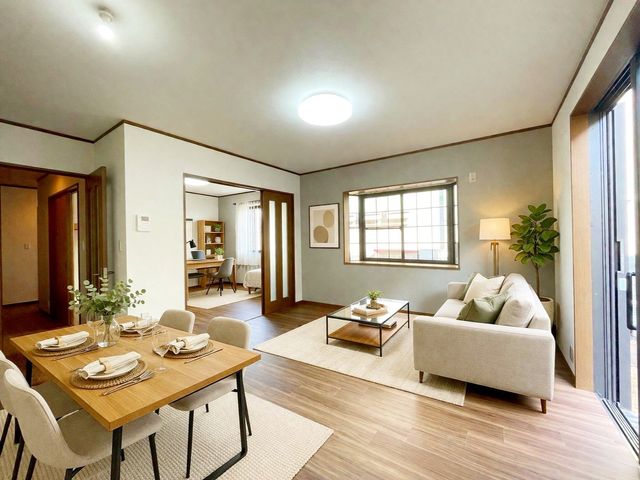 ��t���s��s�{�k��2���ڂ̒��È�ˌ��Ẵ��r���O