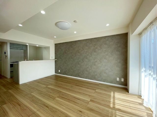 ��t���D���s�{��5���ڂ̒��Ã}���V�����̃��r���O