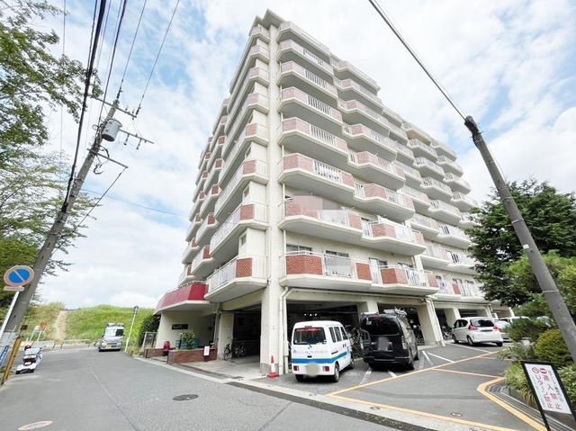 ��t���s��s�s���3���ڂ̒��Ã}���V�����̌��n�O�ώʐ^