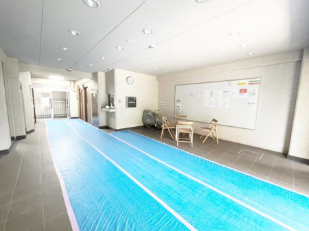 ��t���D���s�{���� �̒��Ã}���V�����̃G���g�����X