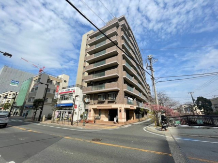 ��t���D���s�{��4���ڂ̒��Ã}���V�����̌��n�O�ώʐ^