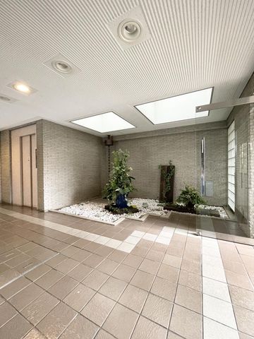 ��t���s��s�k����4���ڂ̒��Ã}���V�����̃G���g�����X