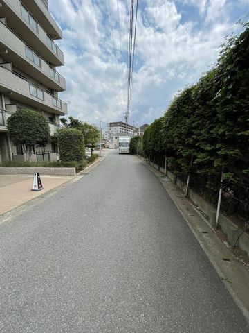 ��t���s��s�k����4���ڂ̒��Ã}���V�����̌��n�O�ώʐ^