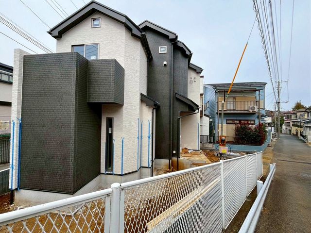 ��t���s��s������5���ڂ̐V�z��ˌ��Ă̌��n�O�ώʐ^