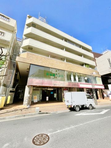 ��t���s��s�s��1���ڂ̒��Ã}���V�����̌��n�O�ώʐ^