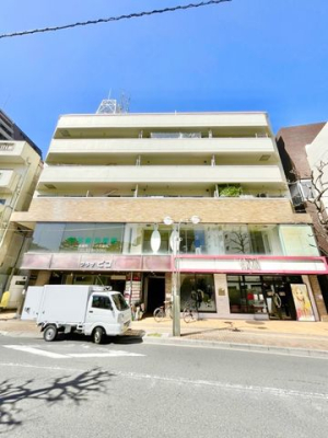 ��t���s��s�s��1���ڂ̒��Ã}���V�����̌��n�O�ώʐ^