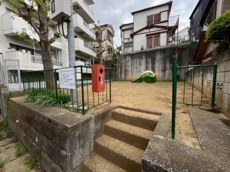 ��t���s��s�]�J5���ڂ̓y�n�̎��ӊ�