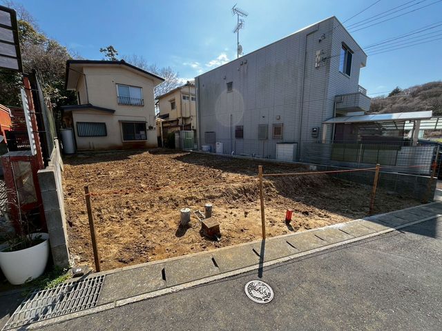 ��t���s��s�k����3���ڂ̐V�z��ˌ��Ă̌��n�O�ώʐ^