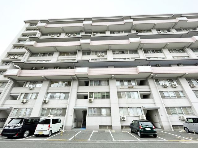 ��t���D���s�{���R4���ڂ̒��Ã}���V�����̌��n�O�ώʐ^