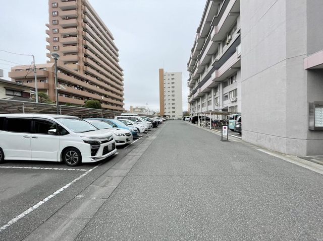 ��t���D���s�{���R4���ڂ̒��Ã}���V�����̒��ԏ�