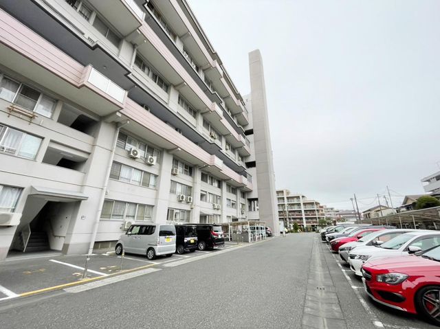 ��t���D���s�{���R4���ڂ̒��Ã}���V�����̒��ԏ�