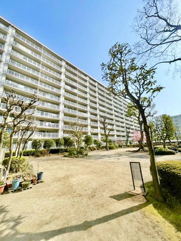 ��t���D���s�{���R4���ڂ̒��Ã}���V�����̌��n�O�ώʐ^