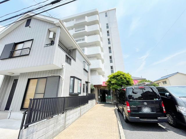 ��t���s��s������3���ڂ̒��Ã}���V�����̌��n�O�ώʐ^