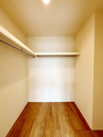 ��t���D���s�ێR5���ڂ̐V�z��ˌ��Ă̎��[