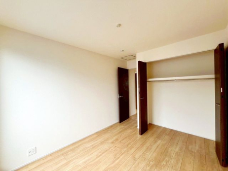 ��t���D���s�ێR5���ڂ̐V�z��ˌ��Ă̎��[