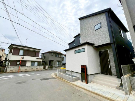 ��t���D���s�ێR5���ڂ̐V�z��ˌ��Ă̌��n�O�ώʐ^