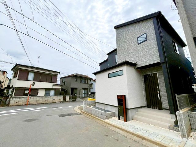 ��t���D���s�ێR5���ڂ̐V�z��ˌ��Ă̌��n�O�ώʐ^