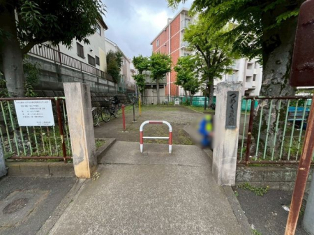 ��t���D���s����1���ڂ̓y�n�̎��ӊ�