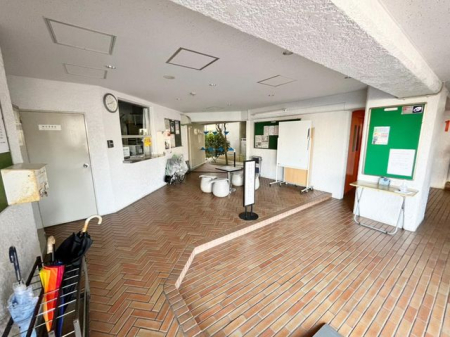 ��t���s��s�S��2���ڂ̒��Ã}���V�����̃G���g�����X