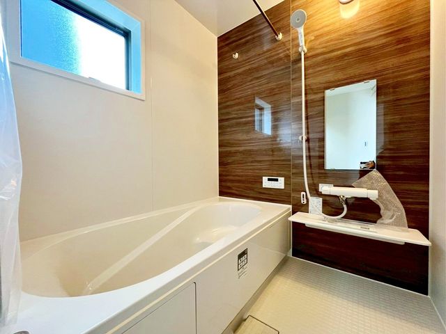 ��t���s��s�^��5���ڂ̐V�z��ˌ��Ă̗���