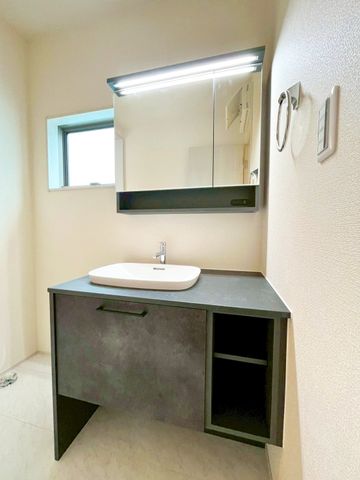 ��t���s��s�^��5���ڂ̐V�z��ˌ��Ă̐��ʑ�E���ʏ�