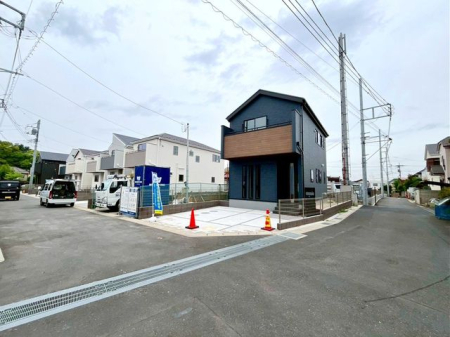 ��t���s��s�^��5���ڂ̐V�z��ˌ��Ă̌��n�O�ώʐ^