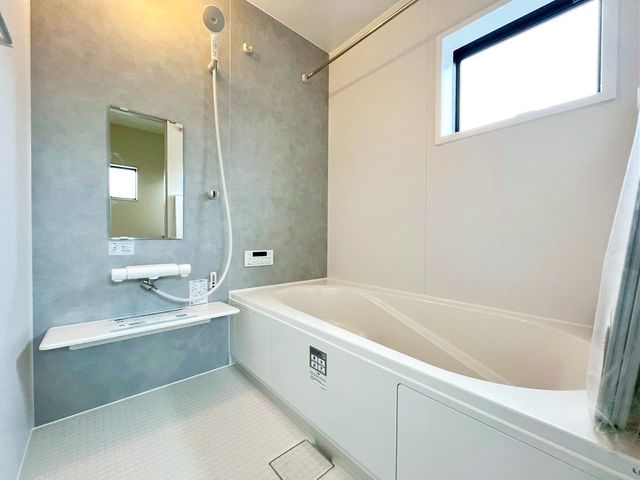 ��t���s��s�^��5���ڂ̐V�z��ˌ��Ă̗���